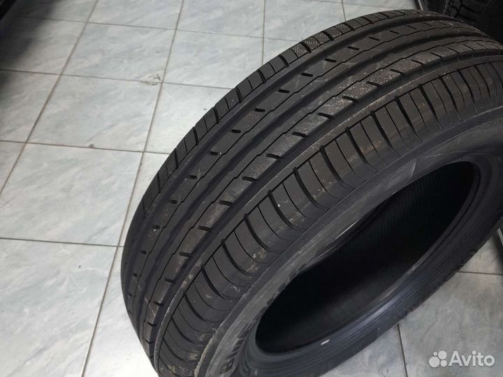 Yokohama Bluearth ES32 215/50 R17