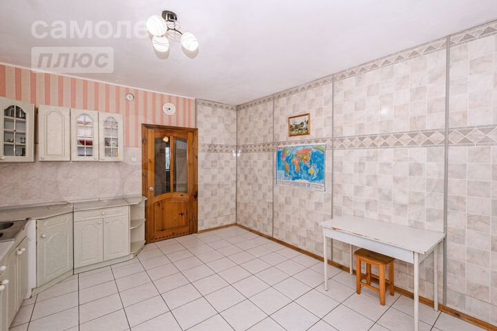 4-к. квартира, 207 м², 3/3 эт.