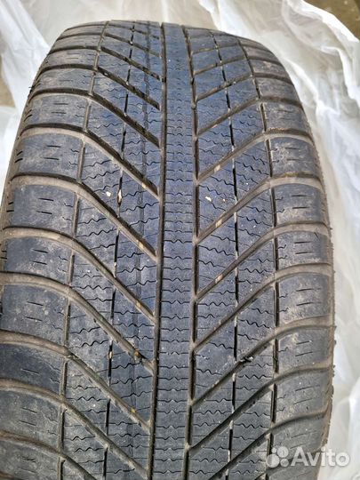 Goodyear Vector 4Seasons 205/55 R16 94V