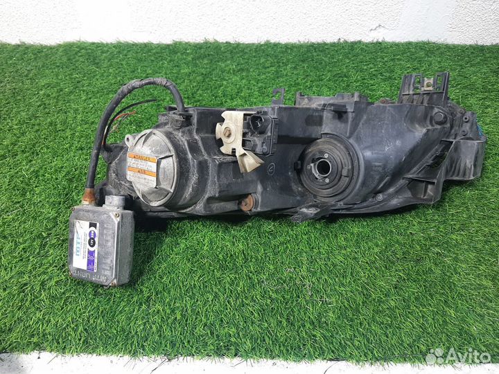 В наличии: Фара правая Mazda CX-7