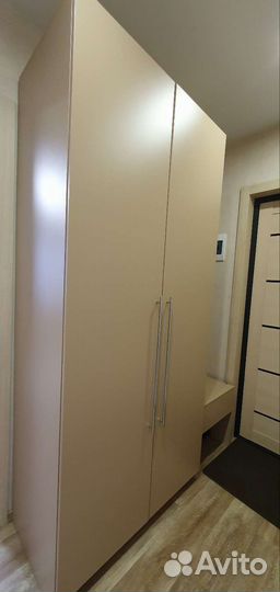 Подвесная тумба под тв