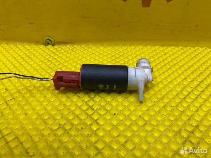 Моторчик омывателя стекла Honda Cr-V 2 2.0 K20A4