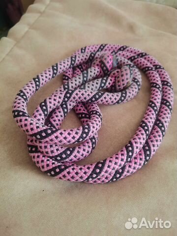 Гимнастическая скакалка