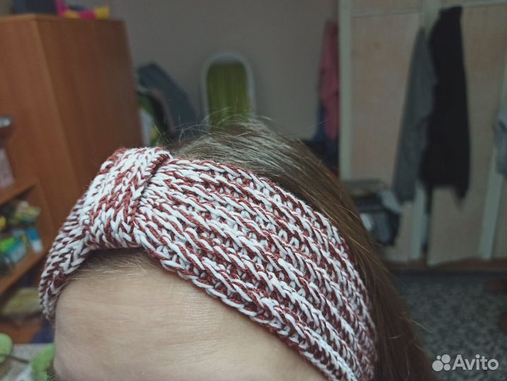 Повязка на голову вязанная