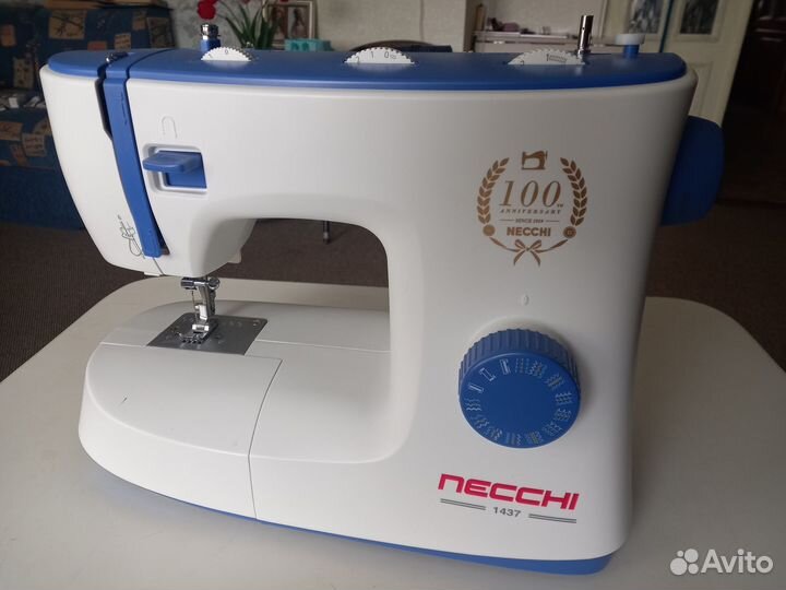 Швейная машинка Necchi 1437