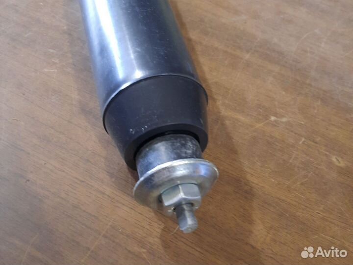 Амортизатор газ- 2410/31105 задний масляный