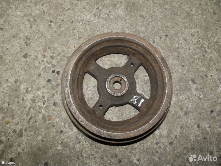 Шкив коленвала на toyota 1NZ