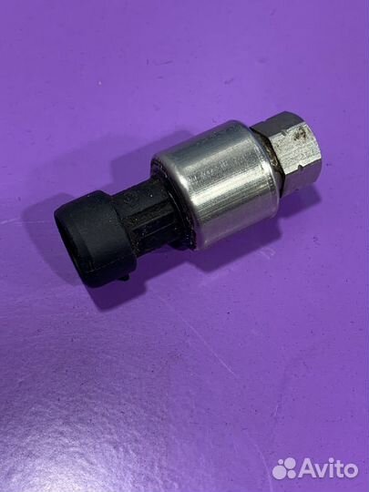 Датчик кондиционера хладагента Nissan almera G15