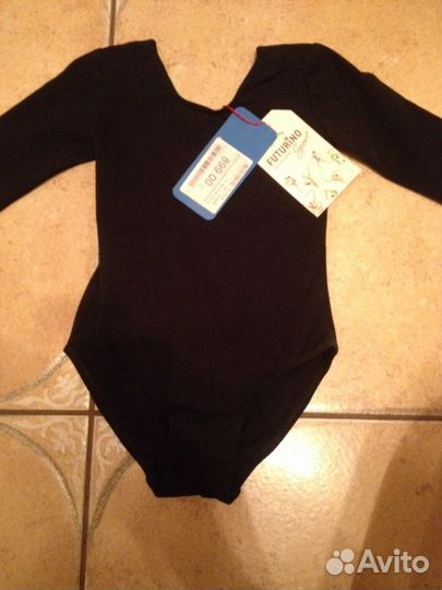 Новые гимнастичесие купальники 104 черный и белый