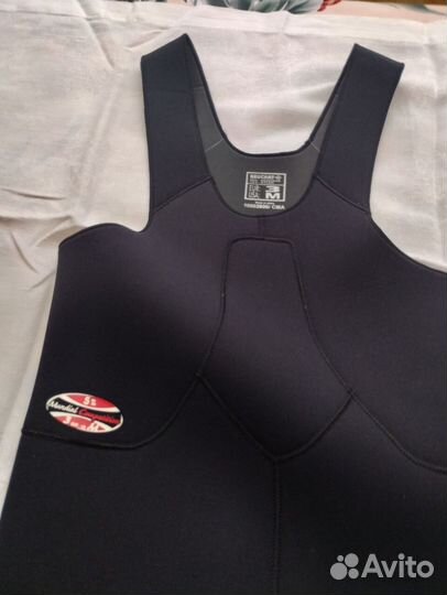 Гидрокостюм для дайвинга