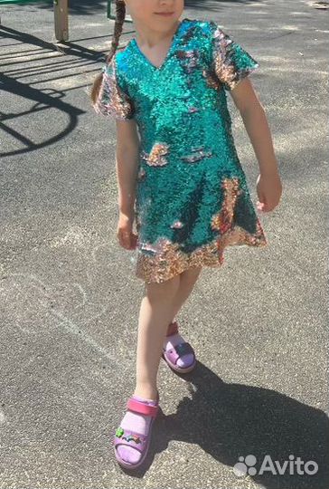 Платье с пайетками 110-116