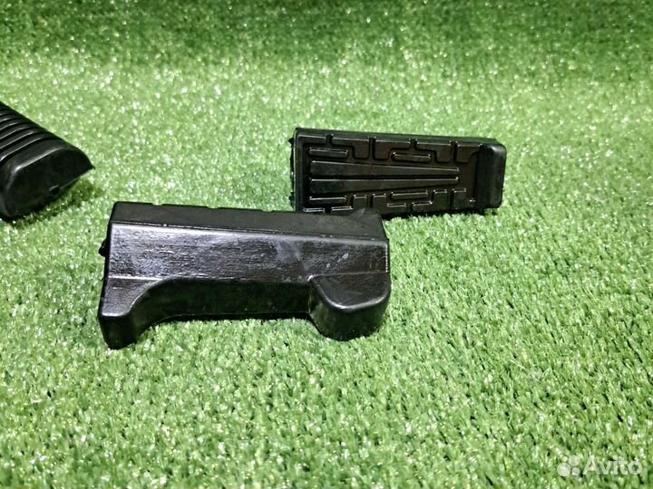 Подножки на мопед