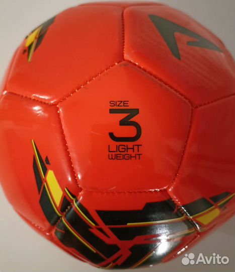 Футбольный мяч Demix