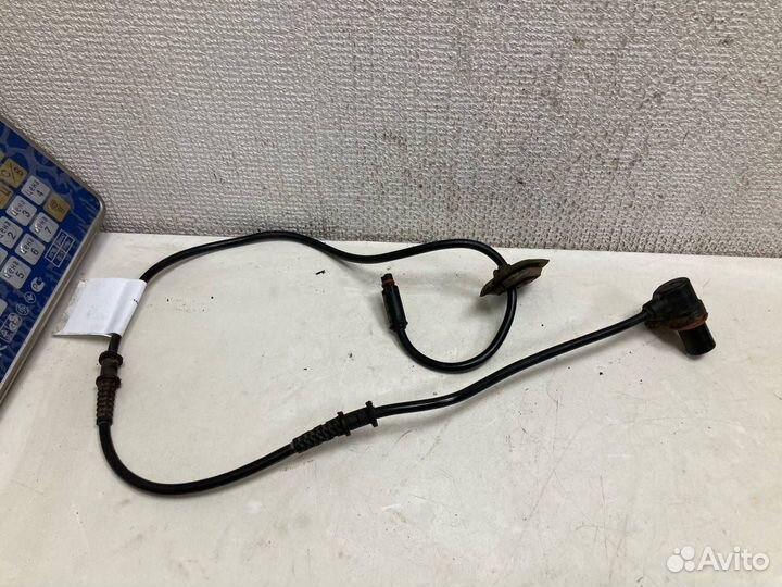 Датчик ABS передний на мерседес w124