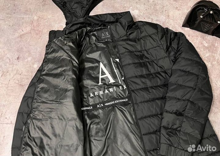 Куртки Armani эргономичные