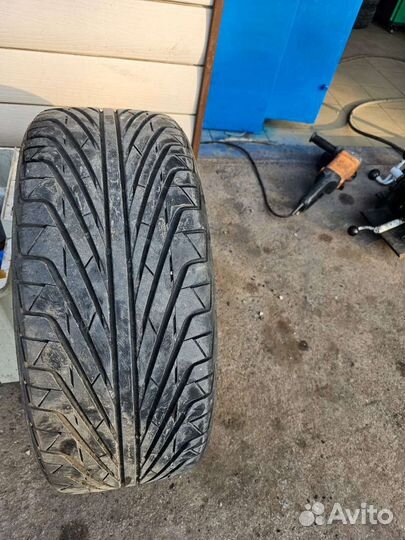 Triangle TR968 235/45 R18
