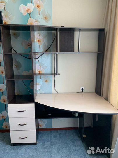 Уголок школьника