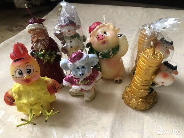 Свечи, подсвечники, копилка, фигурки