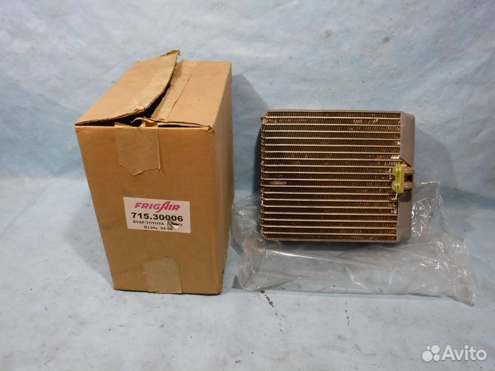 Испаритель кондиционера Audi A6 Ауди А6 / Camry 10