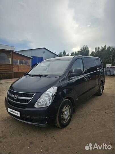 Hyundai Grand Starex 2.5 AT, 2008, 450 000 км