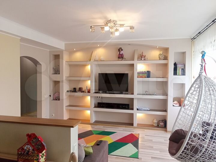 3-к. квартира, 101,3 м², 3/10 эт.