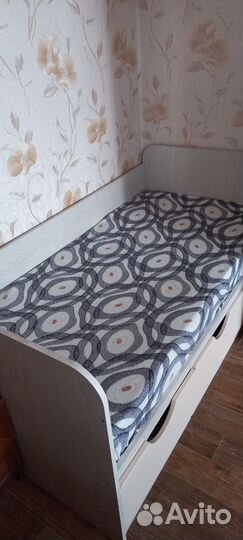 Детская кровать 160 на 80 с матрасом бу