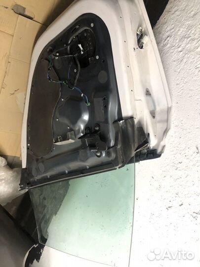Tesla model s дверь передняя и задняя правая дверь