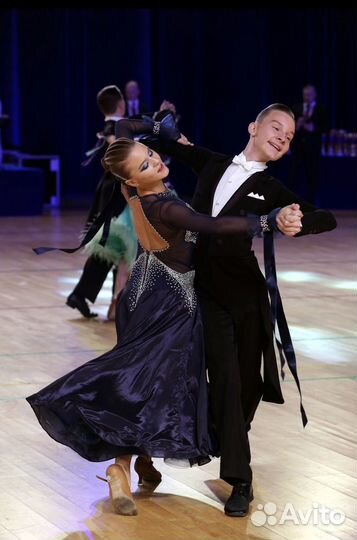 Платье для бальных танцев стандарт