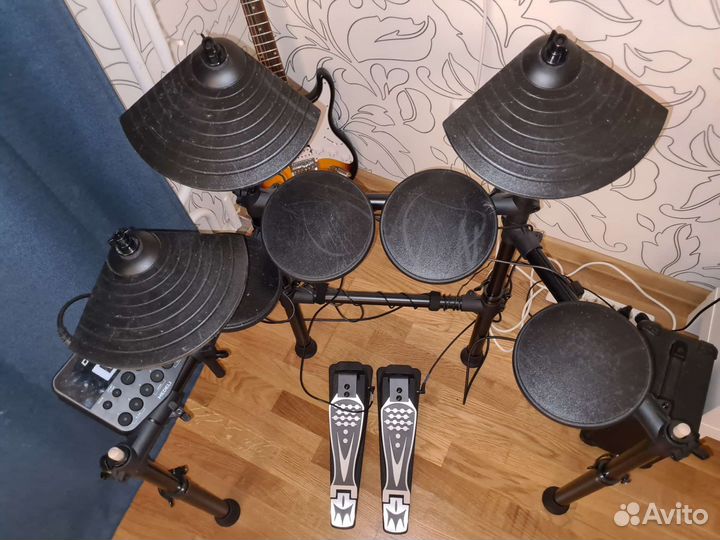 Электронная ударная установка Medeli DD401