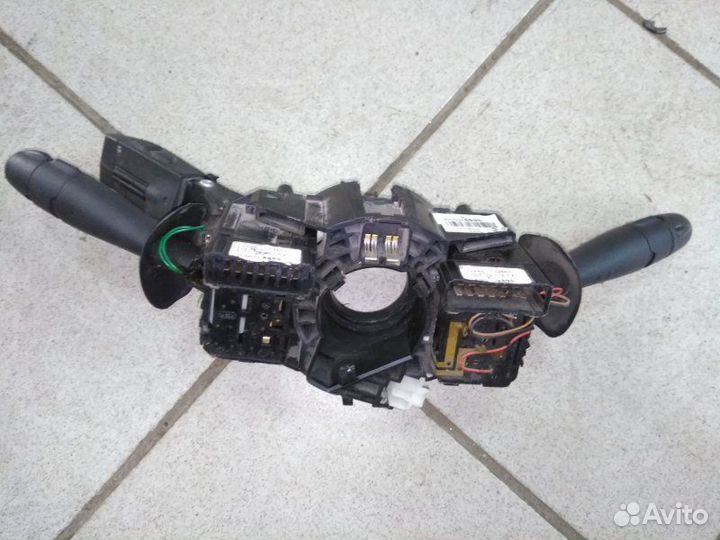 Подрулевой переключатель Renault Laguna 2001