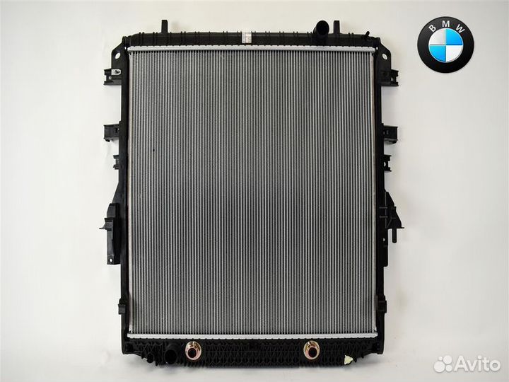 Радиатор двс BMW посёлок Октябрьский