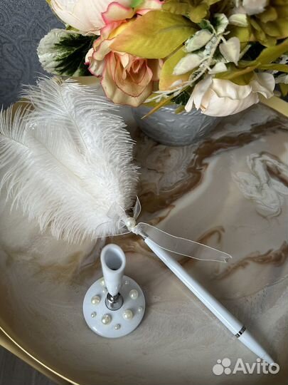 Ручка с пером на свадьбу