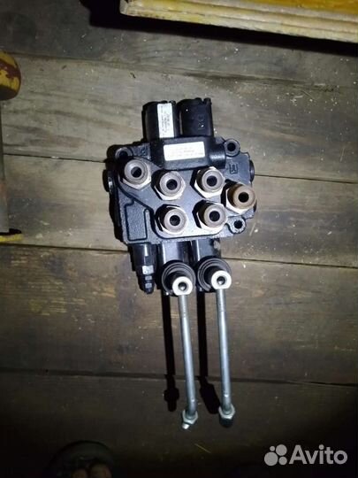 Гидрораспределитель