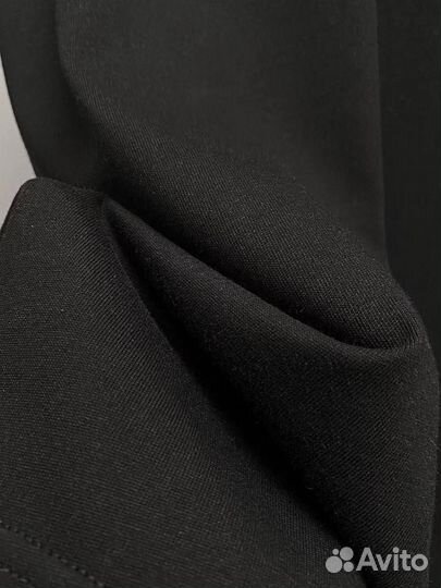 Футболка prada