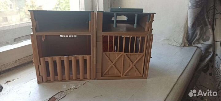 Конюшня Collecta и фигурки