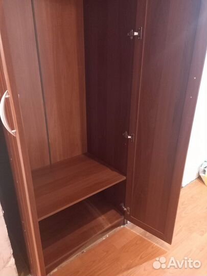 Шкаф