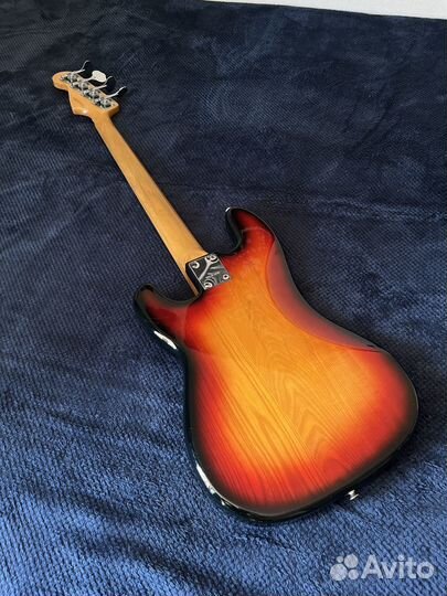 Бас гитара Yamaha pulser 400 (1978)