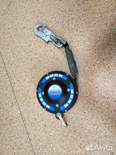 Продаю блокирующее инерционное устройство