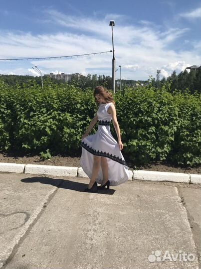 Вечернее платье