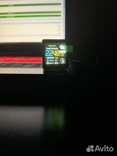 Часы настольные IPS