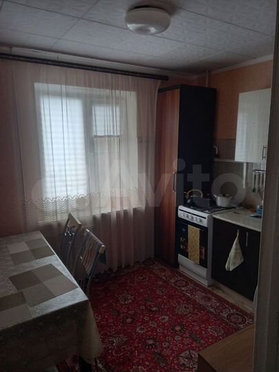 2-к. квартира, 54 м², 3/10 эт.