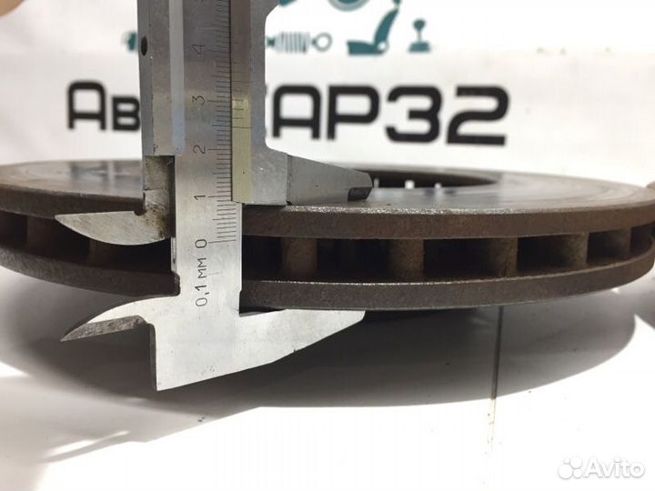 Тормозные диски переднее Ford Focus 2 qqdb 2007