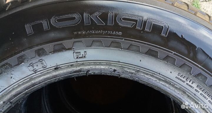 Nokian Tyres Hakka Blue SUV 215/70 R16 100