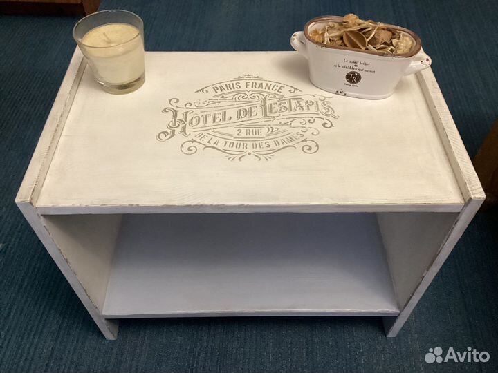 Прикроватный столик тумба
