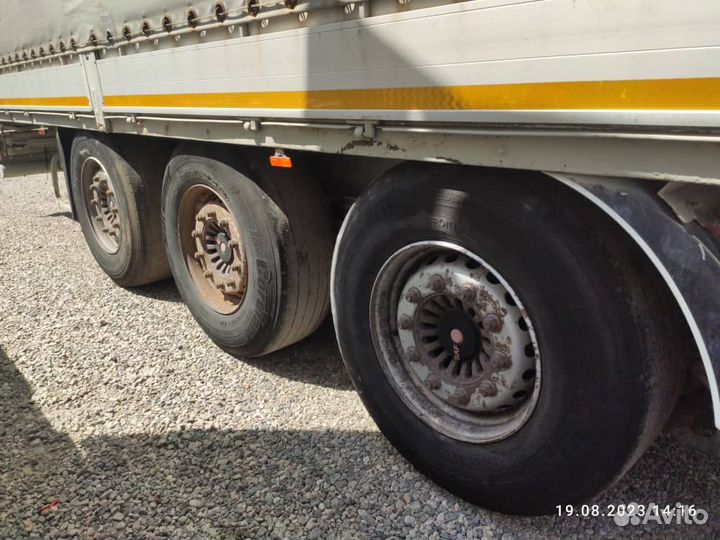 Полуприцеп шторно-бортовой Schmitz Cargobull SCS 24/L, 2011