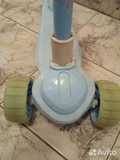 Самокат детский трехколесный