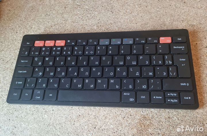 Клавиатура Samsung Galaxy Trio 500