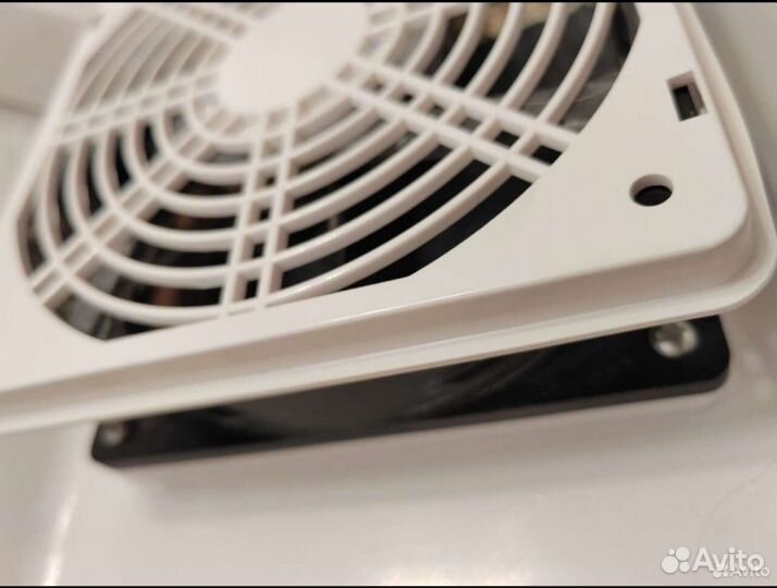 Маникюрный пылесос