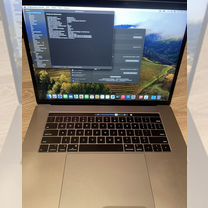 Apple MacBook Pro 15 2018 touch bar