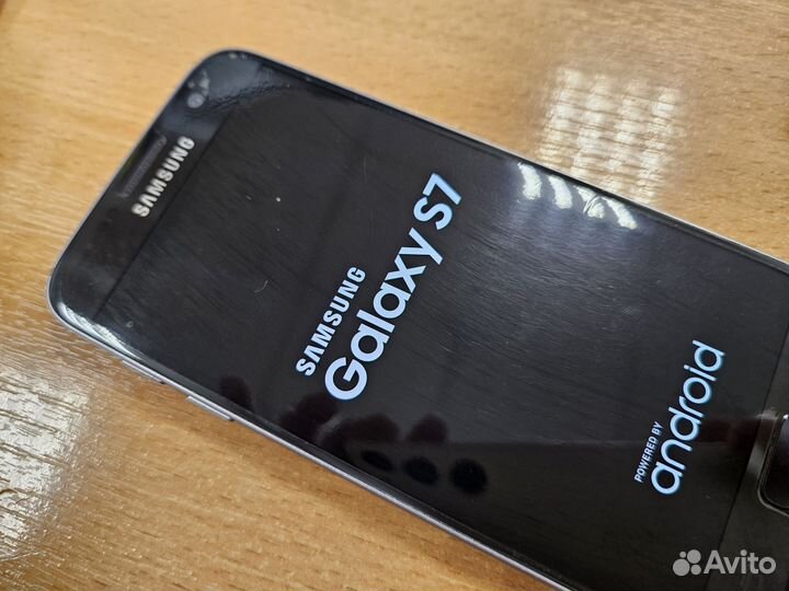 Samsung Galaxy S7, 4/32 ГБ